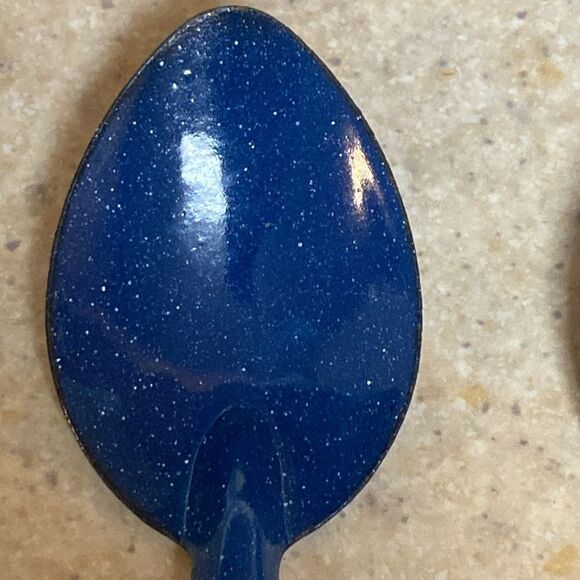 Vintage White And Blue Speckled Enamelware Spoons Four Piece - Picture 4 of 8
